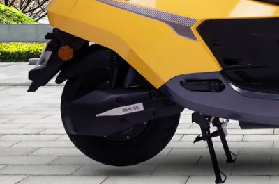 Max C12 Rear Tyre View