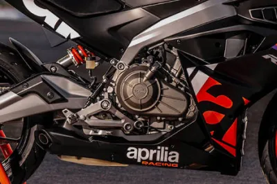 RS 457 Engine (Right)