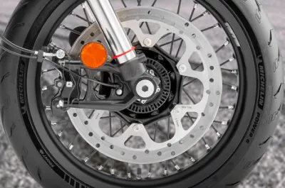 390 SMC R Front Brake