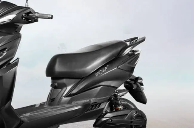 Wolf Plus Seat