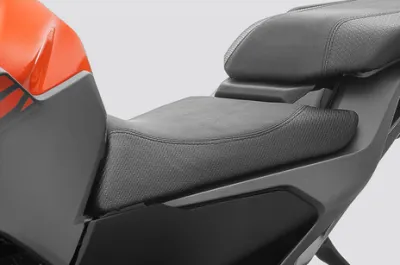 390 Duke Rider Seat