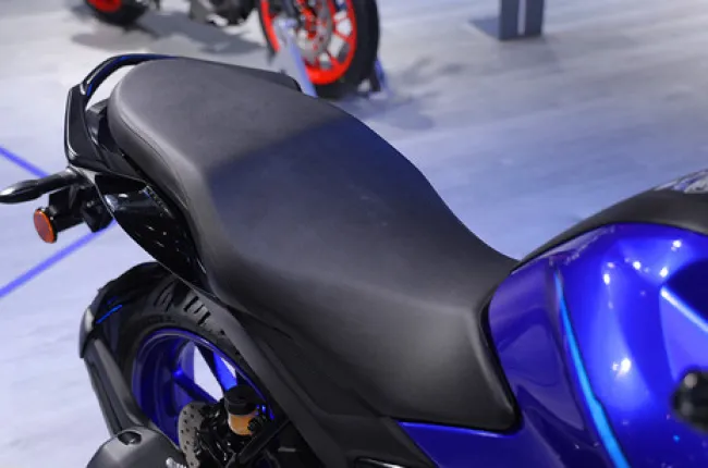 2025 FZ-S Fi Seat