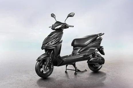 Front Left Quarter View