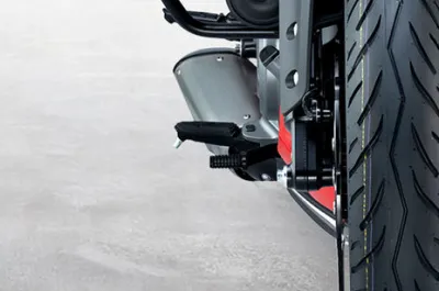 Pulsar N250 Rear Footpeg