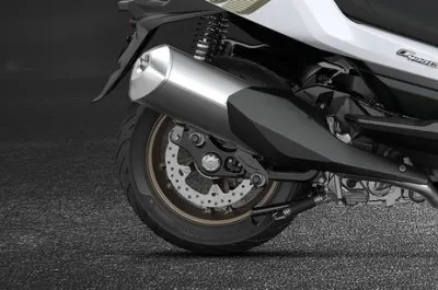 C 400 GT Rear Tyre