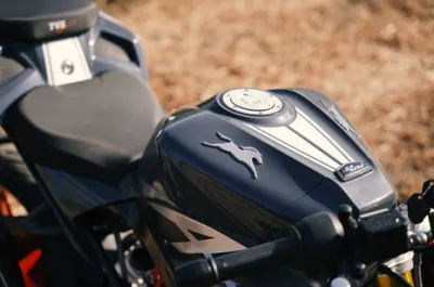 Apache RR 310