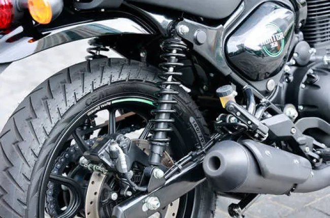 Hunter 350 Rear Suspension View