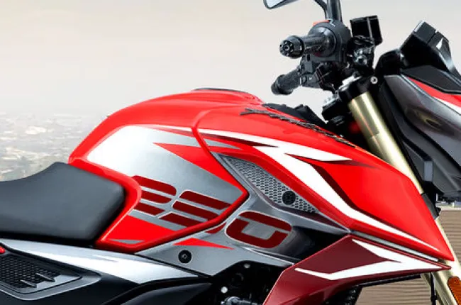 Pulsar N250 Fuel Tank (Right)