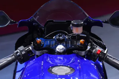 R7 Instrument Cluster
