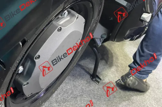 Neo's Front Tyre