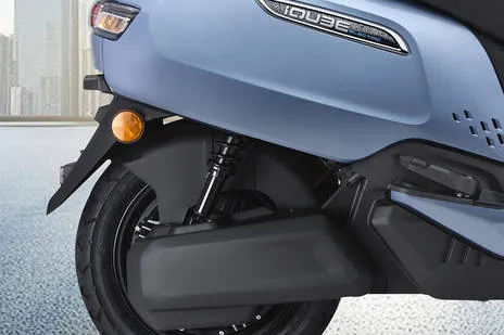 Rear Suspension View