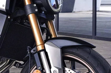 Front Mudguard & Suspension