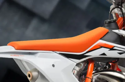 85 SX Seat