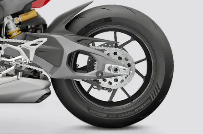 Streetfighter V4 Rear Wheel