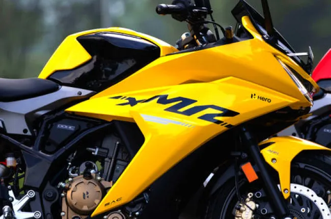Karizma XMR Model Badge