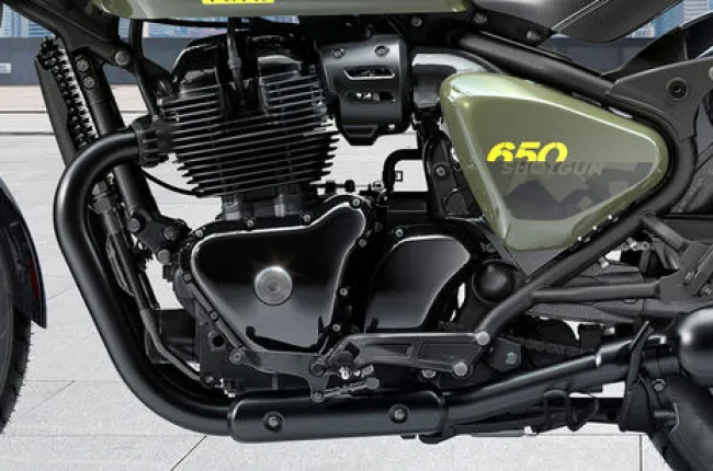 Shotgun 650 Engine (Right)