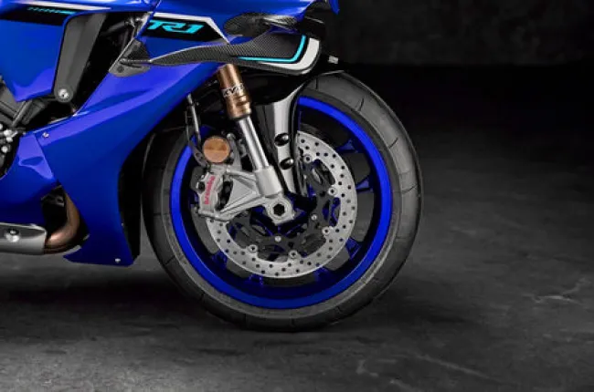 YZF R1 Front Tyre