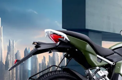 RV400 BRZ Tail Lamp