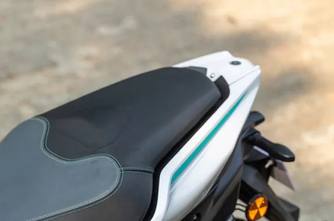 AEROX-E Pillion Seat