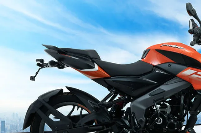 Pulsar NS 125 Seat