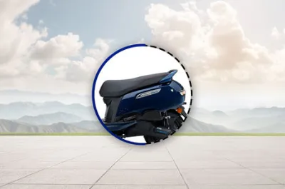 iQube ST Seat