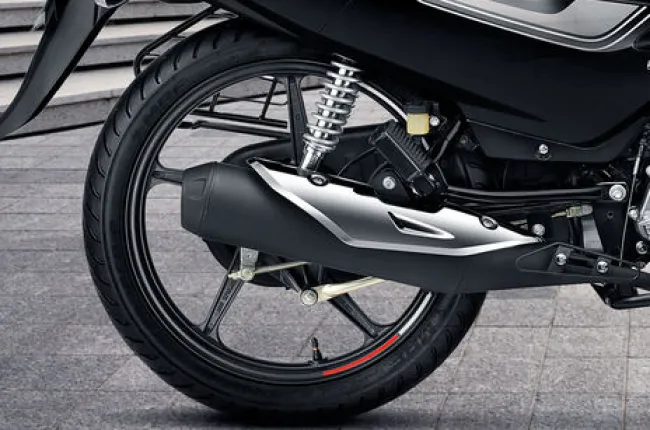 Super Splendor XTEC Rear Tyre