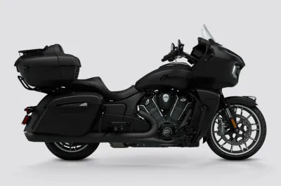 Pursuit Dark Horse